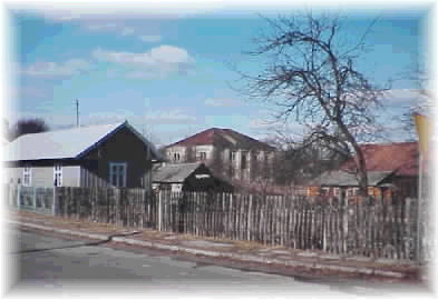 Synagogue, between buildings